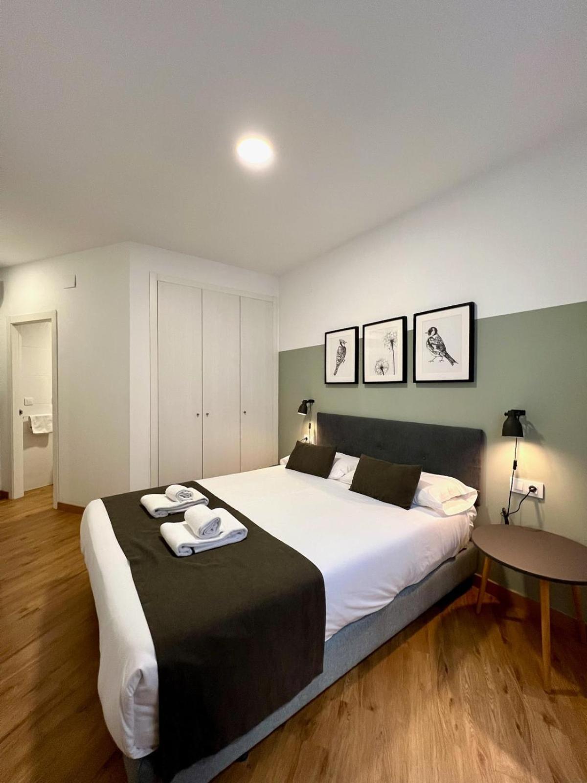 Apartamentos De Pradas Валенсія Екстер'єр фото