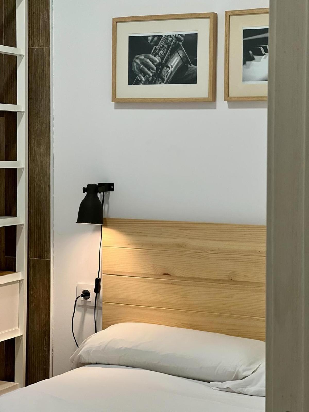 Apartamentos De Pradas Валенсія Екстер'єр фото